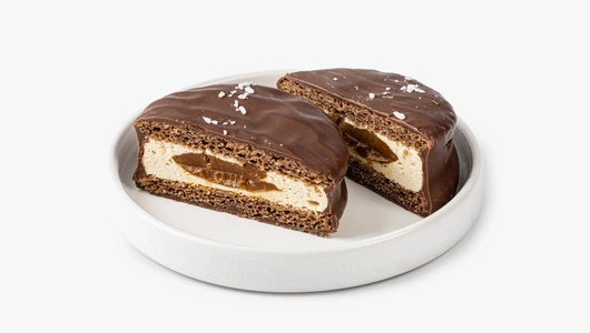 Печенье-сэндвич с суфле и кокосовой карамелью (веган)