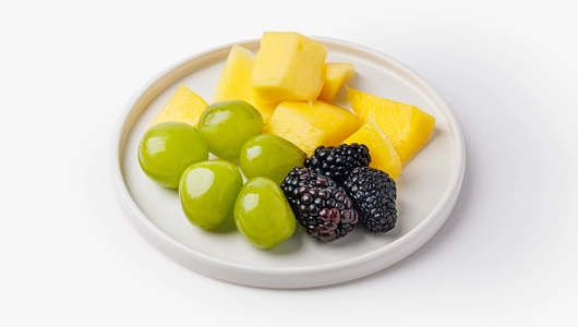 Фруктовый микс (виноград, манго, ежевика), 170 г