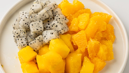 Фруктовый микс (манго, питахайя, апельсин), 260 г