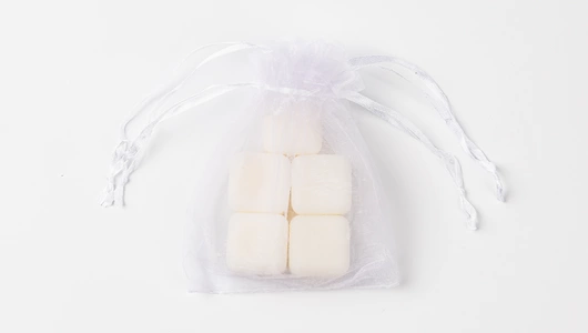 Аромасаше из соевого воска "Лайм - Базилик" Аромасаше из соевого воска "Лайм - Базилик"