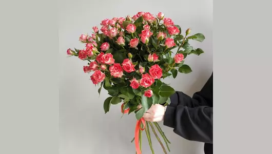 Монобукет Кустовые розы 9 FMART by flowwow