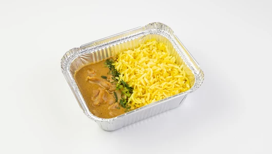 Курица карри с&nbsp;желтым рисом
