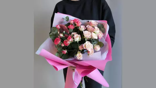 "Малиновый Шейк" Букет с&nbsp;кустовой розой FMART by flowwow