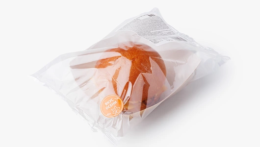 Бургер с куриной котлетой, беконом и яйцом