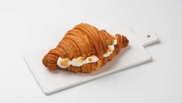 Круассан "Манго-маракуйя"