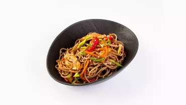 Гречневая лапша с&nbsp;курицей в&nbsp;соусе терияки