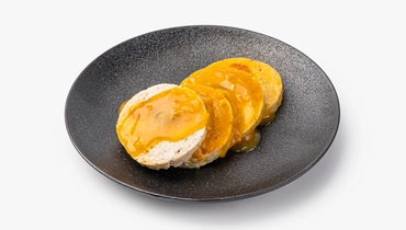 Рулет куриный с&nbsp;курагой и&nbsp;шпинатом