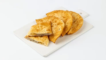 Чебуреки с мясом, 240 г
