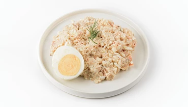 Салат из горбуши и риса