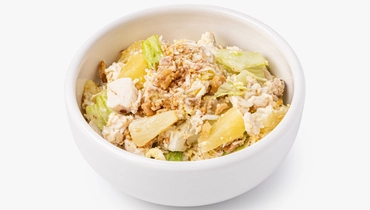 Салат с&nbsp;курицей и&nbsp;ананасами, 180 г