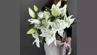 Букет 5 белых лилий FMART by flowwow
