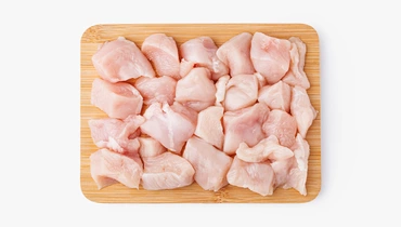 Филе цыпленка бройлера на зерновом откорме кубиком Филе цыпленка бройлера на зерновом откорме кубиком