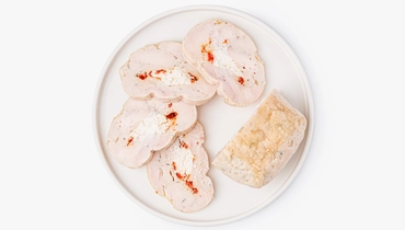 Изображение товара Куриный рулет со сливочным сыром и вялеными томатами 1543 рублей