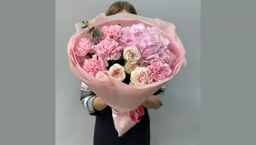 Комплимент с&nbsp;гортензией FMART by flowwow