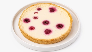 Пирог "Сметанник" с&nbsp;малиной"