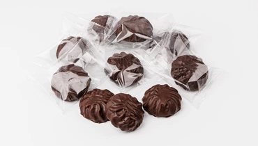 Изображение товара Зефир на сиропе топинамбура в темном шоколаде - ВкусВилл