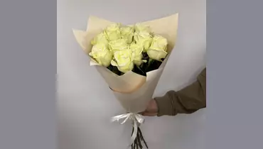 Изображение товара Букет белых роз Голландия 11 шт. в упаковке