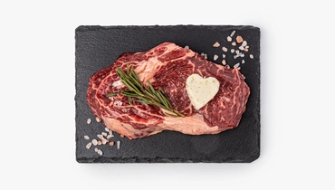 Стейк Рибай из&nbsp;говядины с&nbsp;пряным маслом