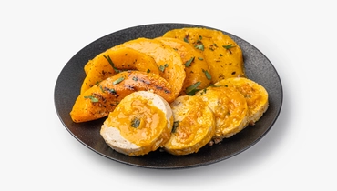 Стейк из&nbsp;тыквы с&nbsp;куриным рулетом с&nbsp;курагой и&nbsp;шпинатом