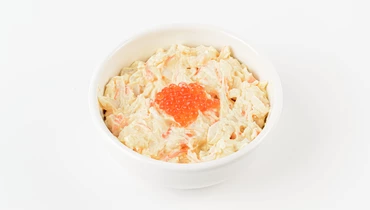 Изображение товара Салат с кальмаром, свежий и вкусный морской деликатес, 490 рублей