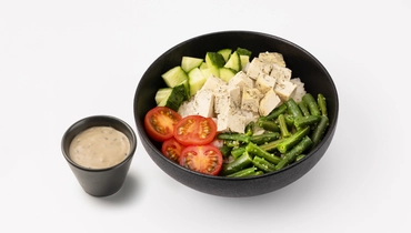 Растительный боул с&nbsp;тофу, рисом и&nbsp;овощами