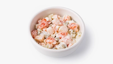 Салат "Оливье" с красной рыбой и креветками