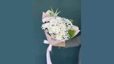 Букет с&nbsp;хризантомой