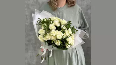 Букет Белые кустовые розы FMART by flowwow