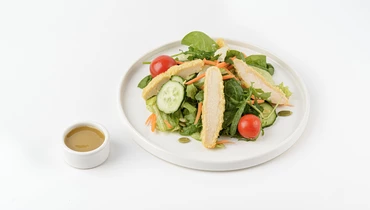 Изображение товара Салат с хрустящей курицей и пикантным соусом