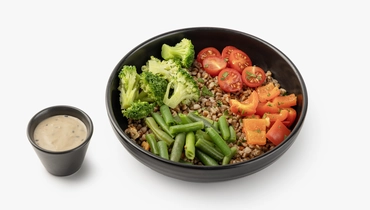 Вегетарианский боул с&nbsp;гречкой и&nbsp;овощами