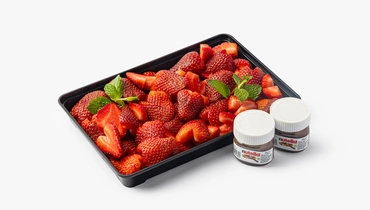 Фруктовая тарелка (клубника сердце) с&nbsp;нутеллой