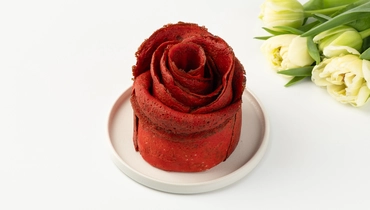 Торт-мини блинный "Роза" малина-клубника