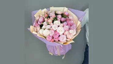 Букет из&nbsp;кустовых пионовидных роз Мисти Баблз 19 шт FMART by flowwow