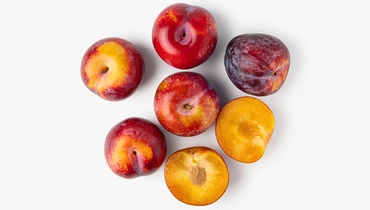 Слива красная