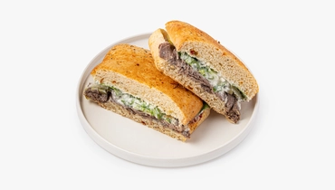 Сэндвич на&nbsp;пикантной булочке с&nbsp;ростбифом и&nbsp;соусом "Блю Чиз"