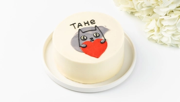 Изображение товара Торт Тане - сердечко бисквитный с безе и карамелью 988 рублей