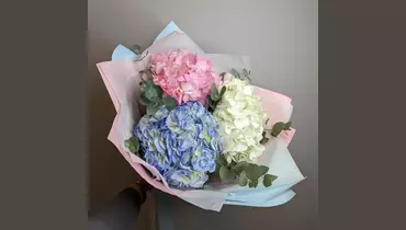 Изображение товара Букет гортензий для любимой FMART by flowwow стильное оформление и свежие цветы