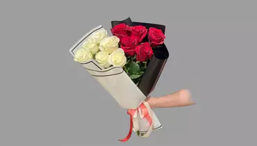 Изображение товара Букет красные и белые розы FMART by flowwow