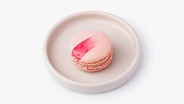 Макарон" Клубничный чизкейк", кафе
