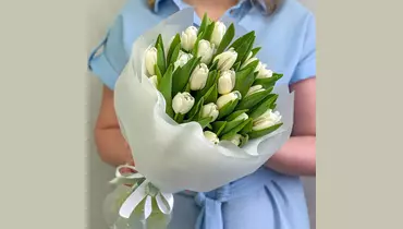 Букет 25 белых тюльпанов FMART by flowwow