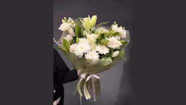 Благородна лилия