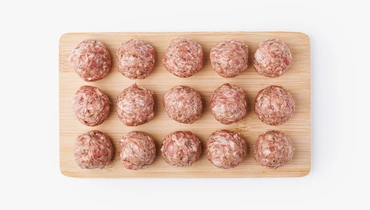 Изображение товара Фрикадельки из свинины и говядины с зеленью 250 г
