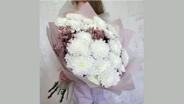 Хризантемы махровые с&nbsp;лимониумом