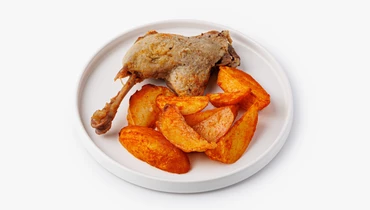 Утиная ножка "Конфи" с картофелем по-деревенски