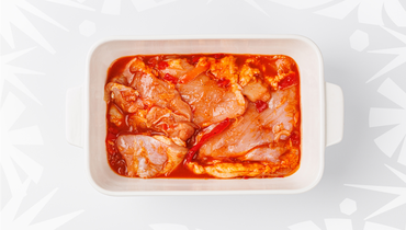 Мякоть бедра цыпленка-бройлера с печеным перцем