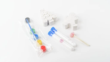 Творческий набор из&nbsp;гипса "Пряничный человечек и&nbsp;ёлка"