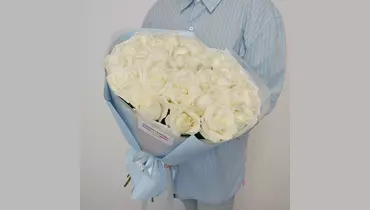 Букет из&nbsp;25 роз Аваланж