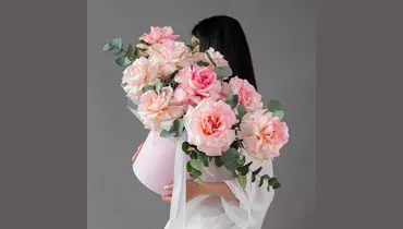 Изображение товара Французские розы Эсперанс в шляпной коробке: настоящий шарм