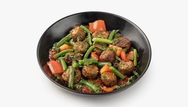 Фасоль с&nbsp;печёным перцем и&nbsp;растительными фрикадельками