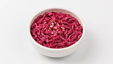 Салат свекольный с грецким орехом